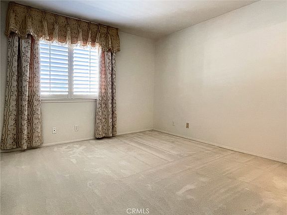 3rd image of 2712 Westbourne Pl #2712