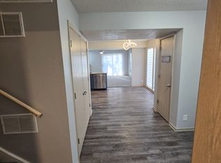 8040 N Elmwood Ave, Kansas City, MO 64119