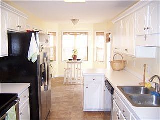4th image of 102 Trawick Dr