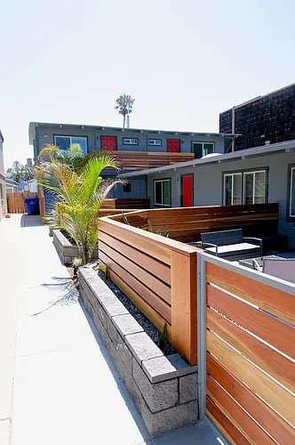 5133 Voltaire St Photo 1