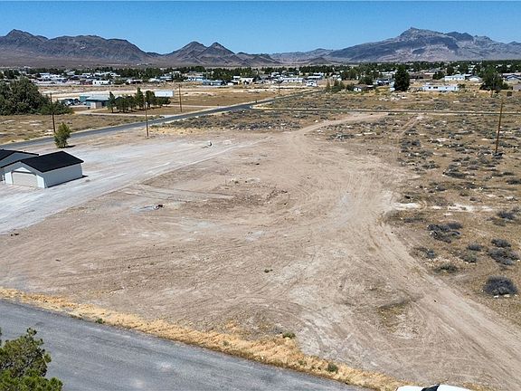 2nd image of 3450 W Medicine Man Rd