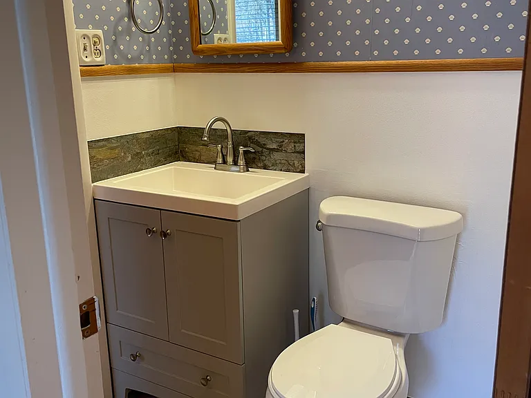 2468 S Birch St — Photo 15