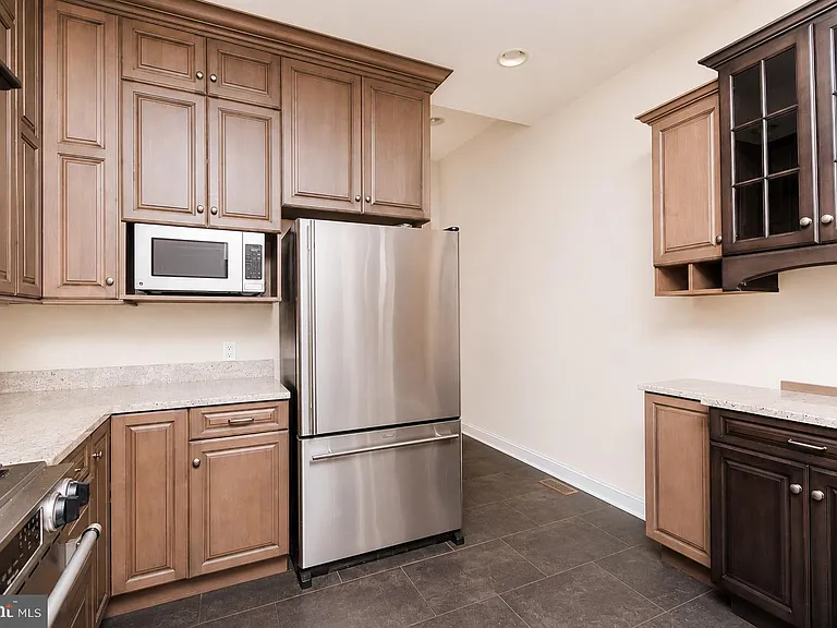 2205 E Baltimore St — Photo 11