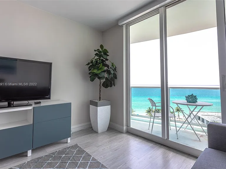 3901 S Ocean Dr #10M — Photo 6