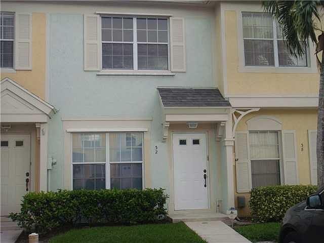 1st image of 32 Truman Dr