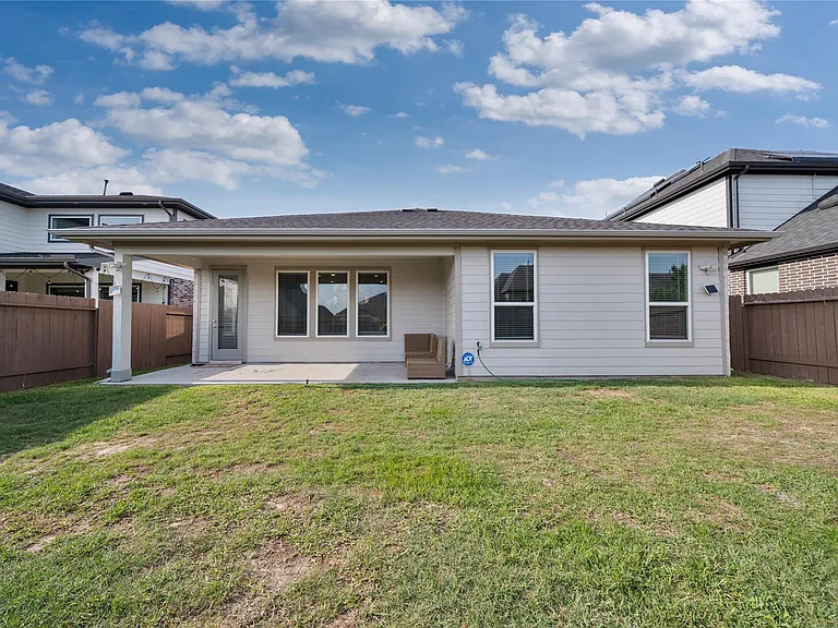 28447 Halle Ray Dr — Photo 39