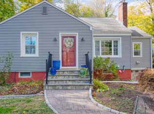 64 Evergreen Avenue, Hamden, CT 06518