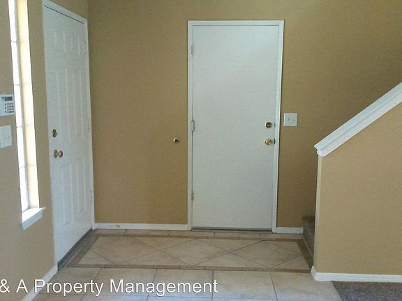 3rd image of 8798 N Chance Ave