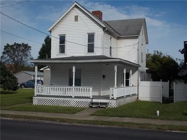 683 E Greene St, Waynesburg, PA 15370