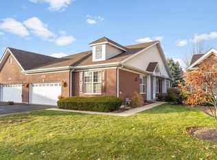 2805 Bond Cir #2805, Naperville, IL 60563