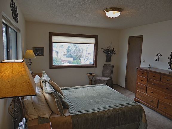 Master Alternate View