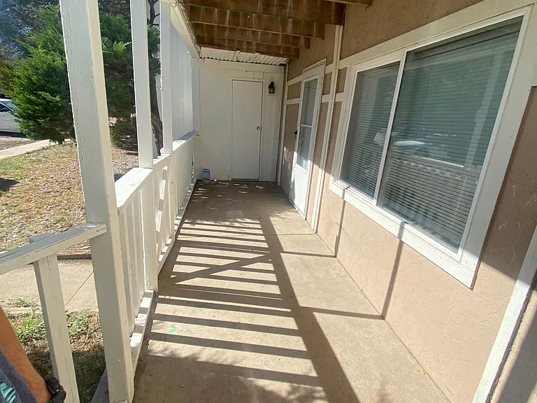 944 W Moreno Ave #2 — Photo 2