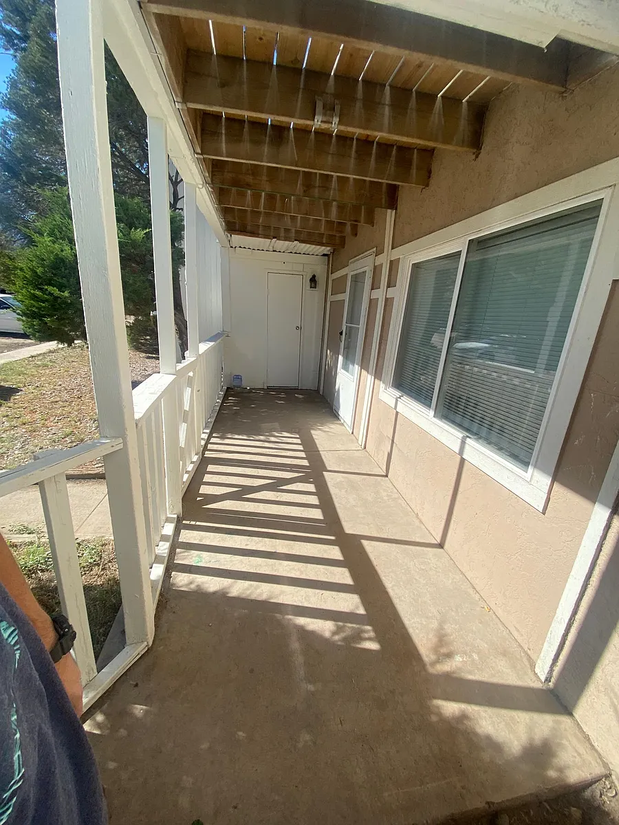 Building Photo - 944 W Moreno Ave #2