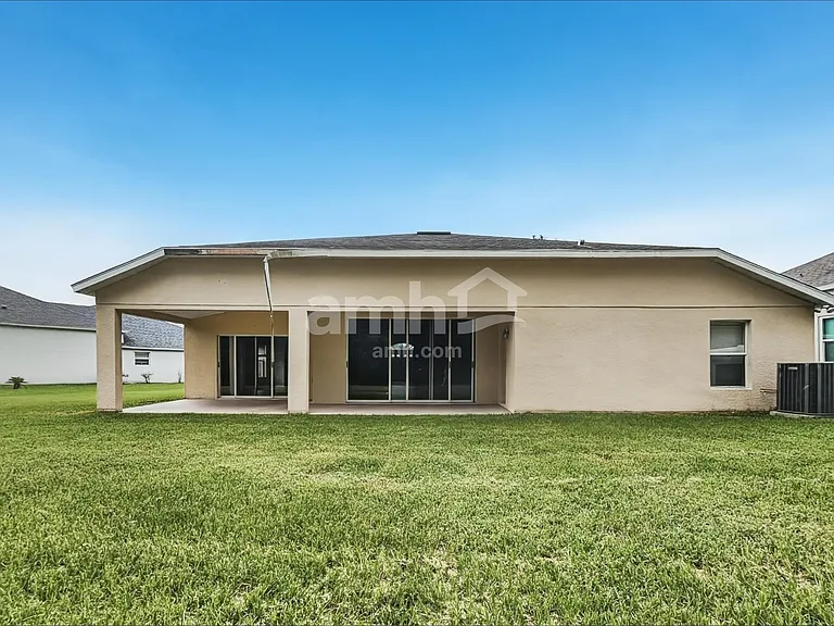 7330 Crescent Palm Dr — Photo 20