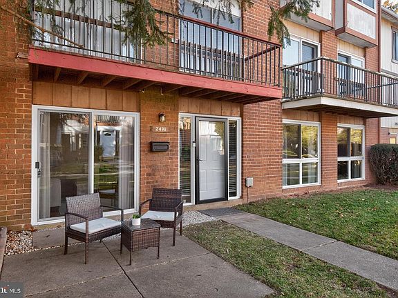 2nd image of 2498 Sun Valley Cir