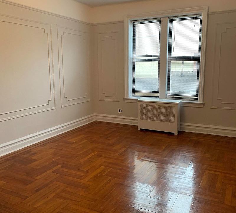 2nd image of 6802 Ridge Blvd APT 2A