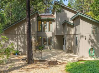 25041 Overland Dr, Volcano, CA