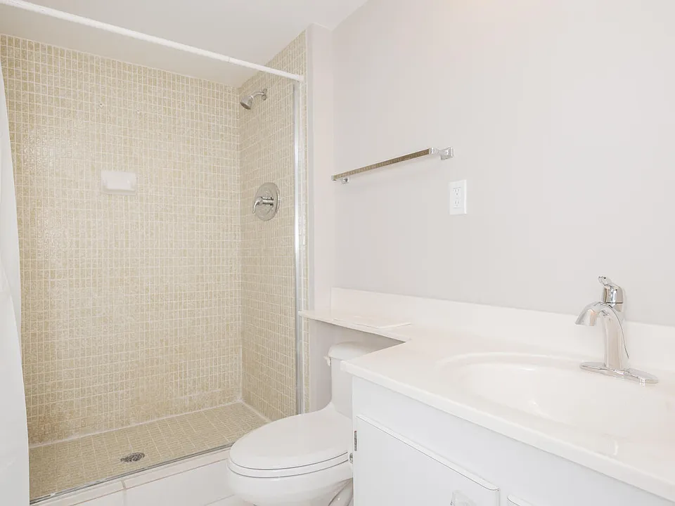 20335 N Country Club Dr #1704