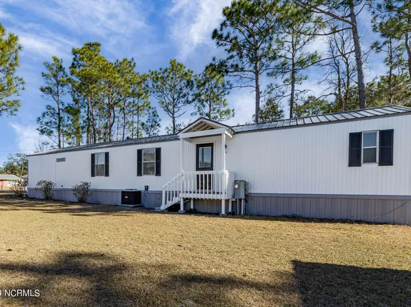 4613 Oak Crest Drive SE, Southport, NC 28461
