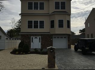 116 Tiller Dr, Toms River, NJ