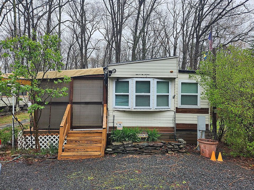 1st image of 1052 Locust Lake Dr
