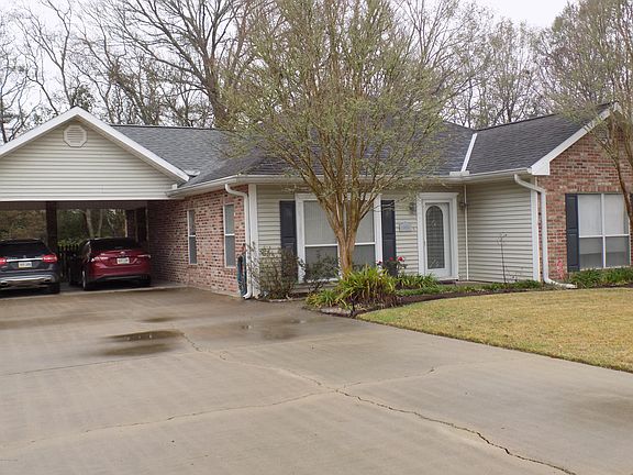 2nd image of 416 Lancaster Dr
