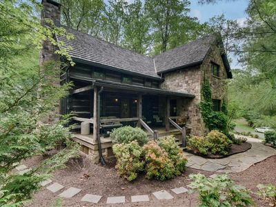 352 Shepherds Trl, Hot Springs, VA, 24445