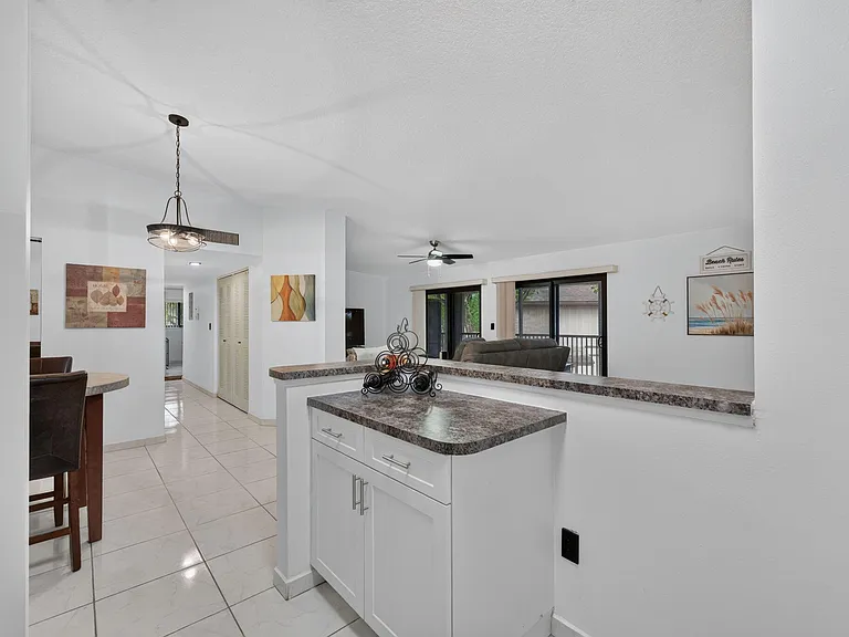 9474 S Belfort Cir #206 — Photo 8