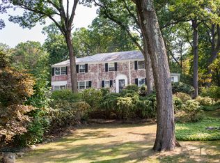 30 Fellscrest Rd, Essex Fells, NJ 07021