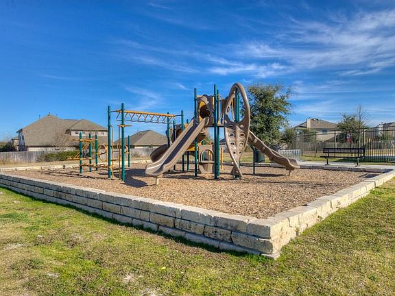 3rd image of 257 Willow City Valley