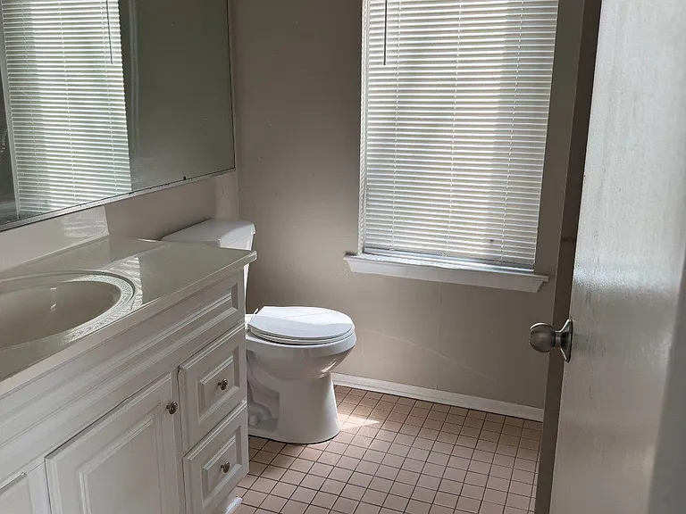 5518 Aberdeen Dr #A — Photo 10