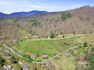 1 Gordon Silvers Rd, Bakersville, NC 28705