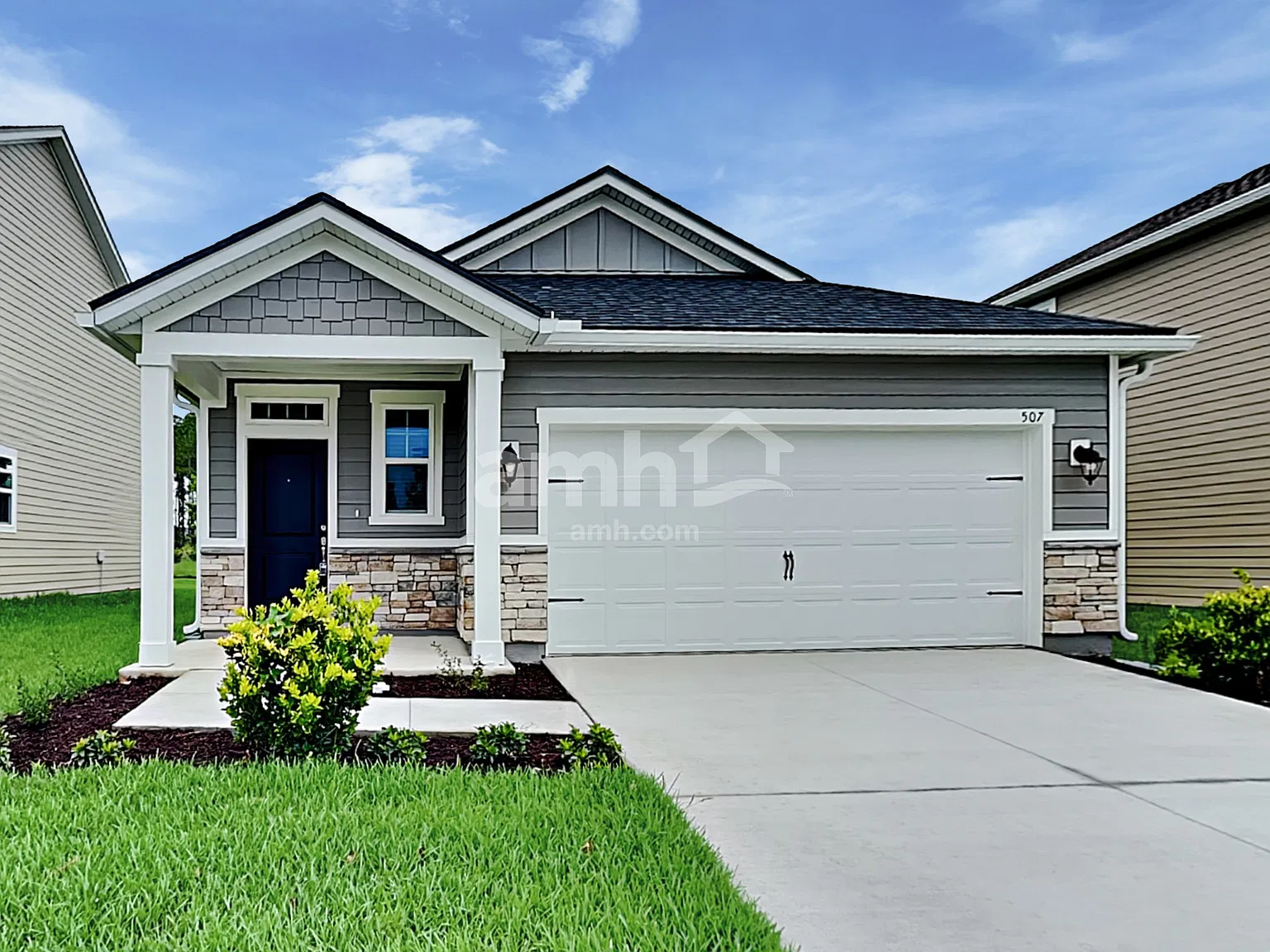3 bed, 2.0 bath, 1588 sqft, $2,500 — Photo 1