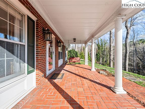 5th image of 2243 Broadstone Road