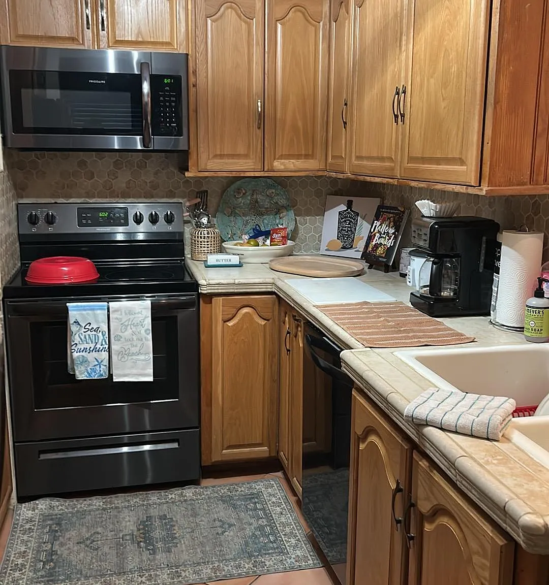 1 bed, 1.0 bath, 962 sqft, $1,135 — Photo 2