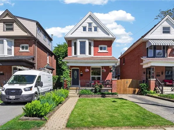 125 Balsam Ave S, Hamilton, ON L8M 3B4