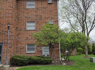 1313 Cunat Ct APT 3F, Lake In The Hills, IL 60156