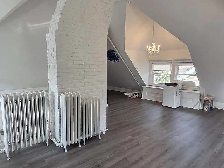 145 Christie St — Photo 14