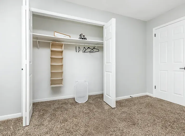 Brentwood Hills Luxury Townhomes — Photo 8