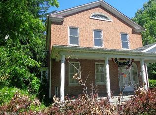 302 N Market St, Lisbon, OH 44432