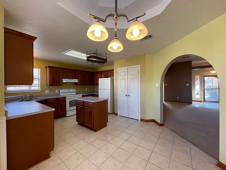 5001 Addie Dr — Photo 6