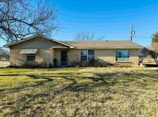 515 Rees St, Tow, TX 78672