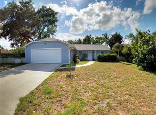 1365 SW Vizcaya Cir, Palm City, FL 34990
