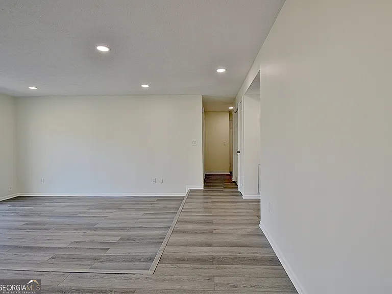 103 Bay Point — Photo 26
