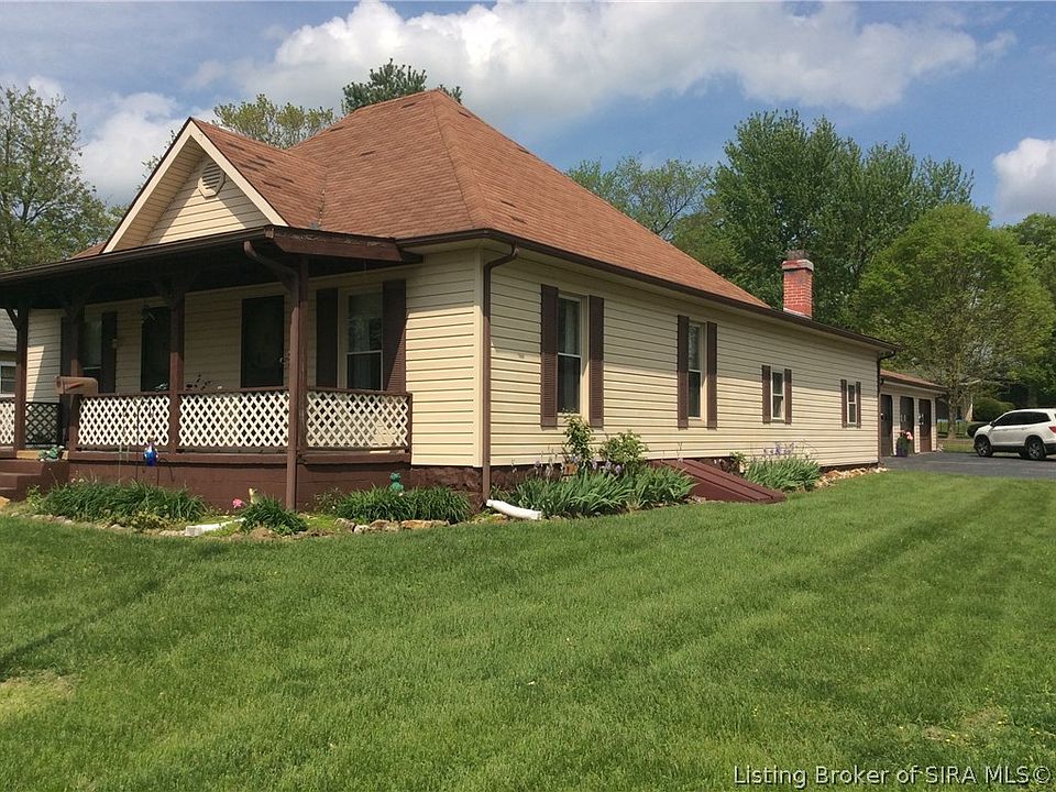1st image of 901 N College Avenue