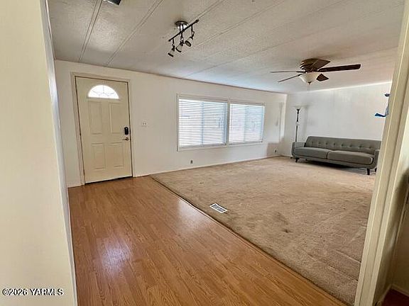 2nd image of 401 Schut Rd Trailer 99