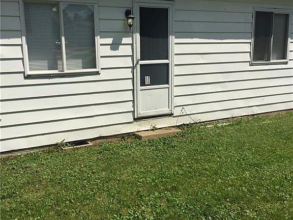 2nd image of 1710 Cromwell Dr