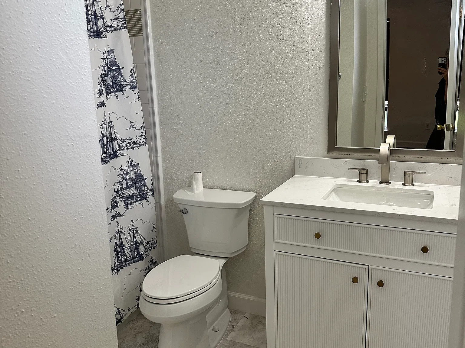 3 bed, 1266 sqft, $2,100 — Photo 3