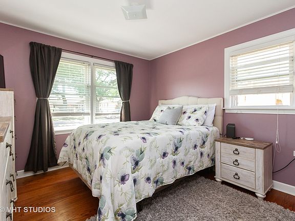 4th image of 4814 W 97th Pl