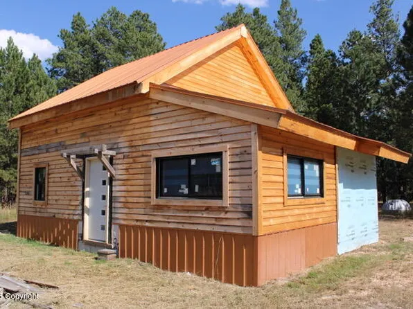 11 Bruin Rd, Hulett, WY 82720